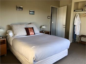 Alpine Peaks 2 Bedroom Apartment - Wanaka