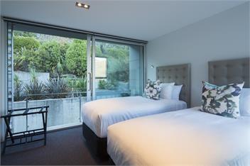 Villa de Luxe | Stunning Location + Spa Pool - Queenstown