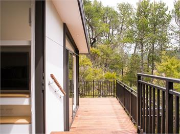 The Treehouse (Bachcare) - Kaiteriteri