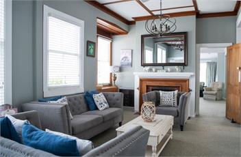 Puriri Downtown Villa (Bachcare) - Napier City