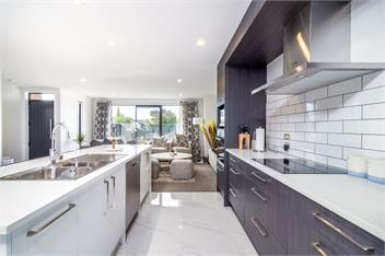 Restful in Riccarton (Bachcare) - Christchurch