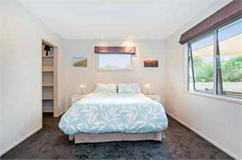 The Blue Rendevous (Bachcare) - Whangamata