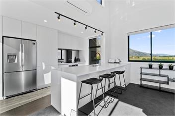A Remarkable Stay (Bachcare) - Queenstown