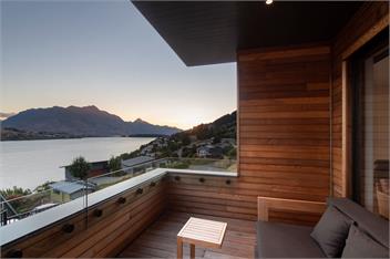 Queenstown Remarkable Lake & Mountain Views - Queenstown