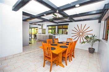 Nevaeh Holiday Home + Pool - Rarotonga