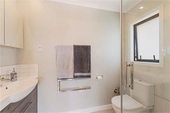 Island View Beach House (Bachcare) - Paraparaumu