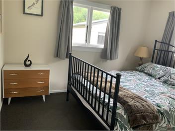Bessie's Bach - recently upgraded - Hamner Springs