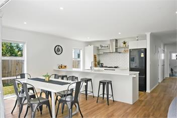 Contemporary Comfort (Bachcare) - Masterton