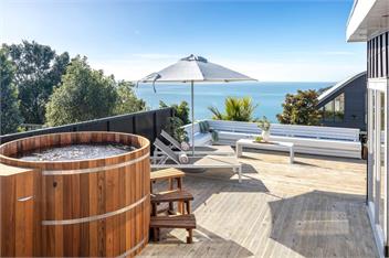 OCEAN BREEZE COTTAGE - Coast & Country - Waiheke Island