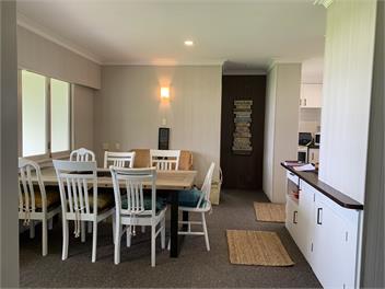 Lake Edge Holiday Home in Rotorua, Bay of Plenty/Rotorua - Rotorua