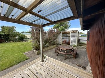 Egmont Downs - Totara Lodge - New Plymouth