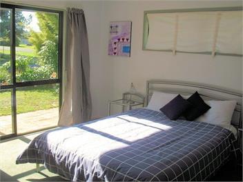 Family Fun on Karaka - Richardsons - Whitianga