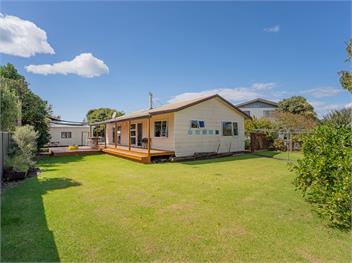 Seaside Retreat (Bachcare) - Whitianga