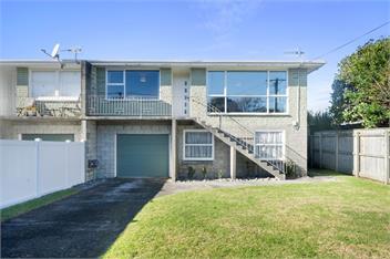 The Beach Base (Bachcare) - Paraparaumu Beach