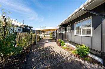 Huia Cottage (Bachcare) - Taupo