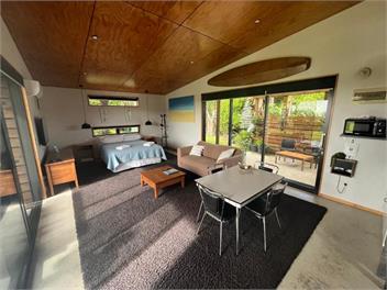 Out the Bay | Guest House at the beach - Westport