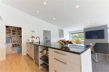 Waikawa Bay View (Bachcare) - Picton