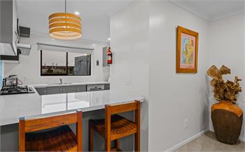 Pukehina Beach. Accommodating 19 guests. - Tepuke