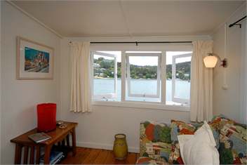 Mabel's, 1860's Cottage - Mangonui