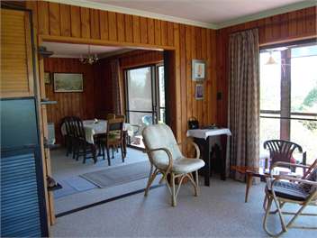 Lakehouse Rotoiti.please phone to book.+642102664134 -