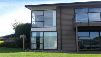 executive house - kaikoura