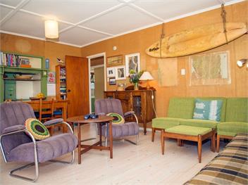 Vintage Pohutukawa (Bachcare) - Whangamata
