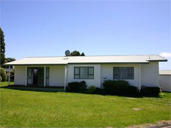 Waihi Getaway (Bachcare) - Waihi Beach