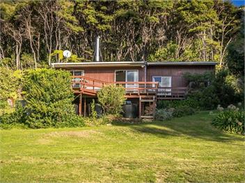 Sounds Magic (Bachcare) - Moetapu Bay