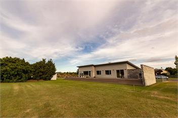 Poppa Pete's (Bachcare) - Te Anau