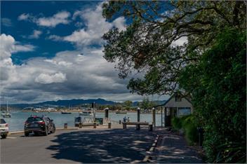 Sun Seeker Bach (Bachcare) - Cooks Beach