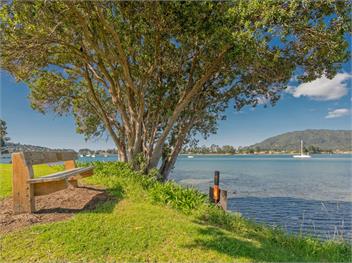 Tairua Waterfront Retreat (Bachcare) - Tairua