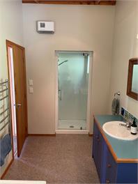 Sunny Beach Front Home - Porirua