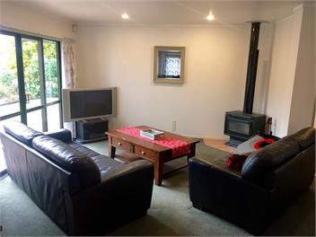 Family Fun on Karaka - Richardsons - Whitianga