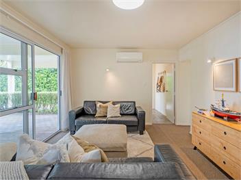 Sans Souchi (Bachcare) - Whangamata