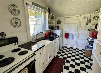 Kaihope Cottage, Port Levy - Christchurch