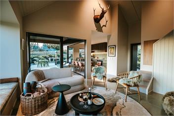 Ranger's Retreat | Stunning Mountain Views | Rural Location | Outdoor Fireplace - Wanaka