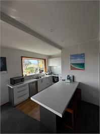 3 Bedroom Victorian Villa with Sea Views - OAMARU 
