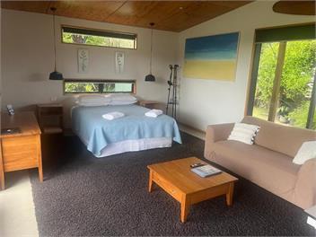 Out the Bay | Guest House at the beach - Westport