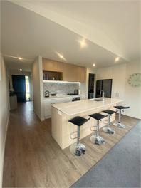 Modern home in central Wānaka - Wanaka