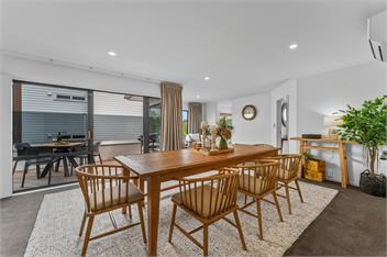 Pataka Lookout - 3 bdrm home, close to lake & town! - 
