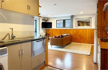 Central Vista - 