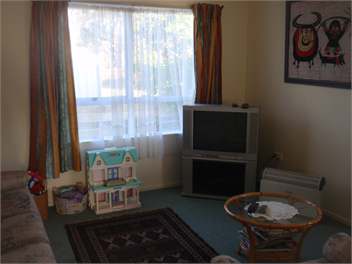 Whangamata central location ocean road - Whangamata