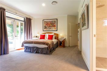 Giverny Art House - Queenstown