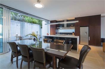 Villa de Luxe | Stunning Location + Spa Pool - Queenstown