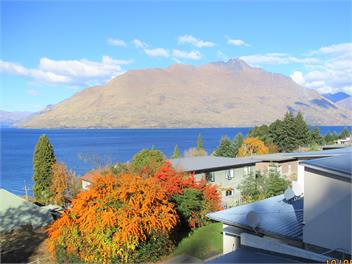 Remarkable Lake Views - Queenstown