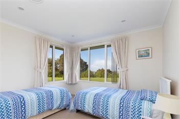 Matakana Views (Bachcare) - Matakana Village