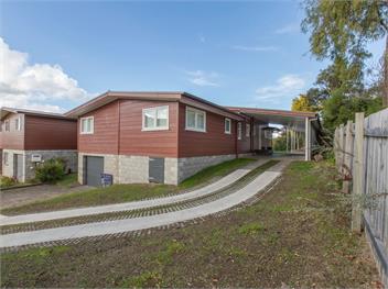 Sixties Cedar Bach (Bachcare) - Kuratau