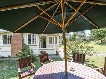 Onetangi Beach Cottage (Bachcare) - Onetangi