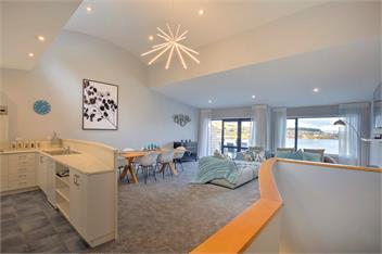 Central Water Views (Bachcare) - Queenstown