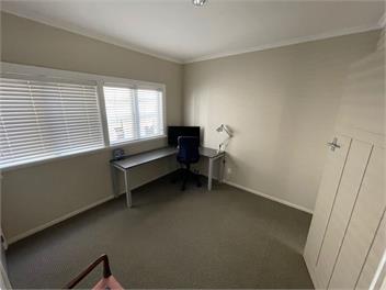 Sunny Beach Front Home - Porirua